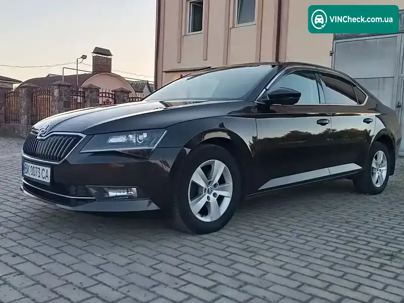 Skoda Superb 2018, фото з оголошення 2 з 20, VIN TMBCJ4NP4JB300461