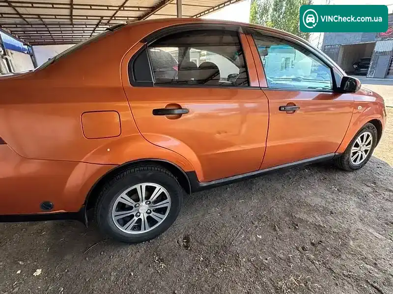 Chevrolet Aveo 2006, фото з оголошення 1 з 8, VIN Y6DSF69YE6B012773