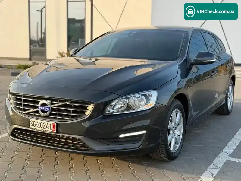 Volvo V60 2013, фото з оголошення 1 з 20, VIN YV1FW8756E1161481