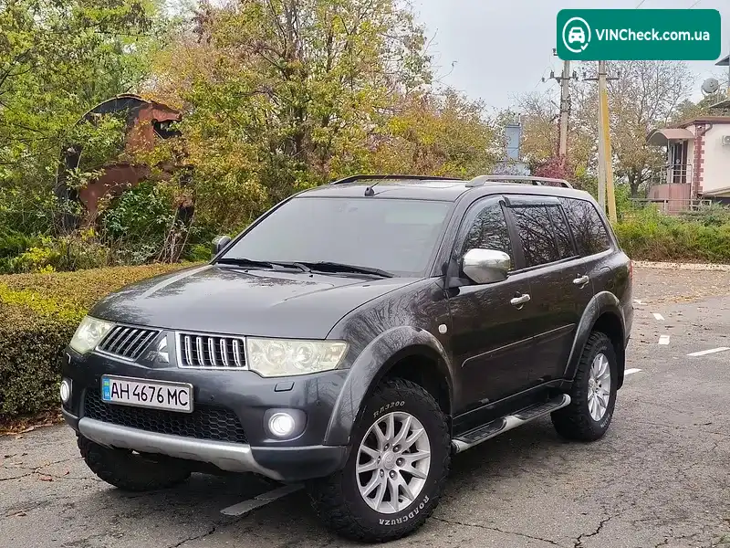 Mitsubishi Pajero Sport 2011, фото з оголошення 2 з 20, VIN MMCGYKH40BFZ09073