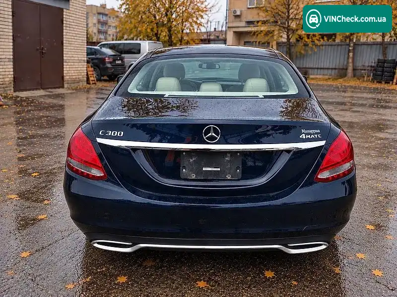 Mercedes-Benz C-Class 2017, фото з оголошення 2 з 6, VIN 55SWF4KB9HU215922
