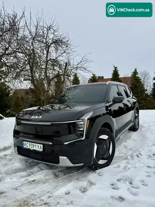 Kia EV9 2024, фото з оголошення 2 з 21, VIN 5XYAFFS51SG002044