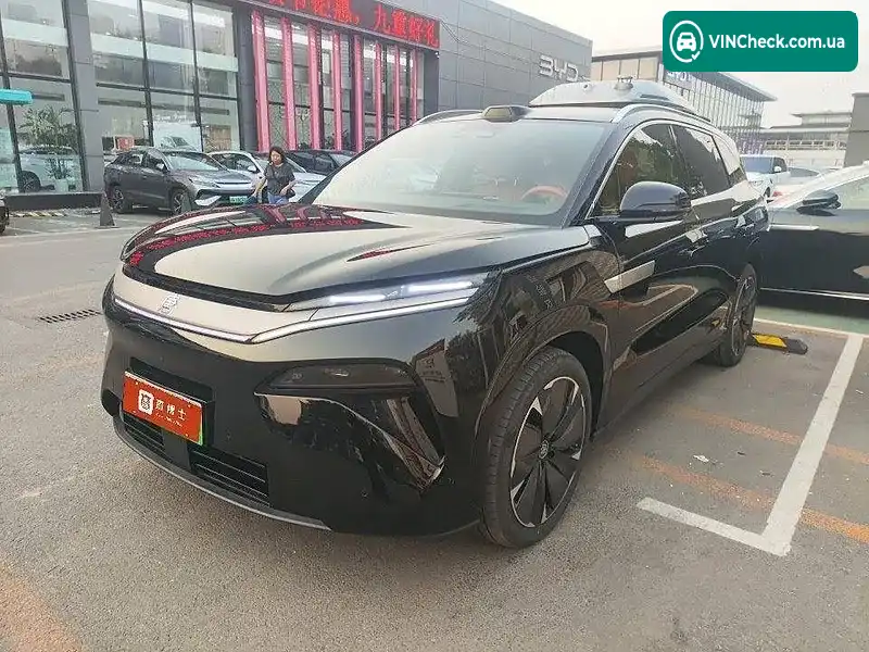 BYD Tang L 2025, фото з оголошення 2 з 13, VIN LGXCD4C41S0520883