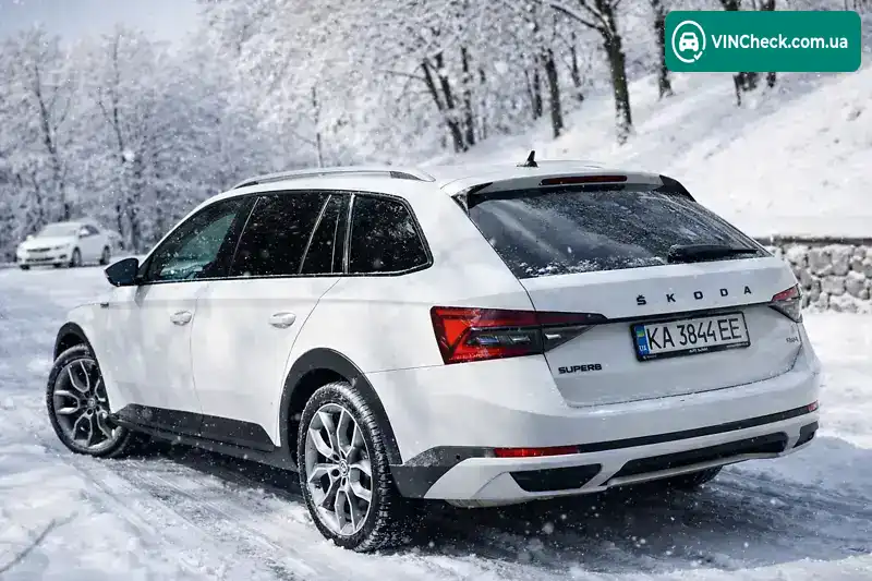 Skoda Superb 2020, фото з оголошення 2 з 21, VIN TMBLP9NP2L7036707