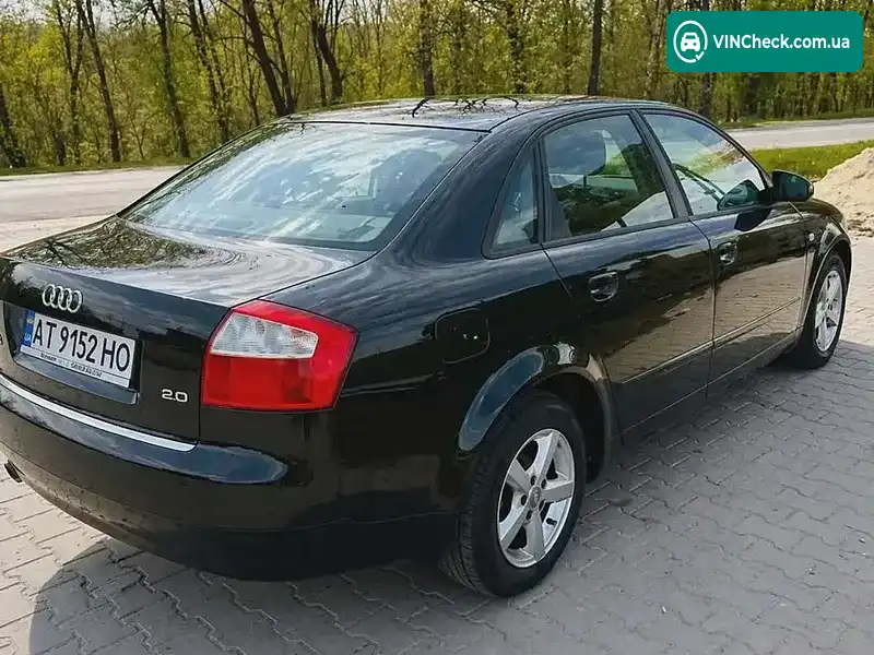 Audi A4 2004, фото з оголошення 2 з 21, VIN WAUZZZ8E45A113093