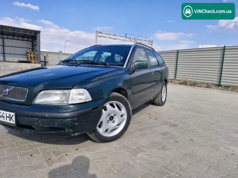 Volvo V40 1999, фото з оголошення 1 з 12, VIN YV1VW7313YF434697