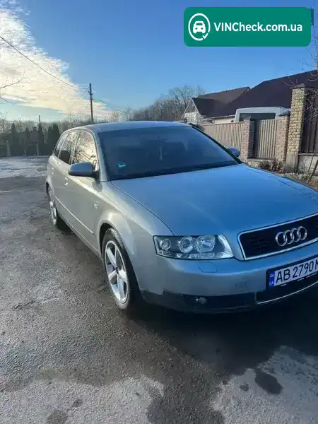 Audi A4 2002, фото з оголошення 1 з 21, VIN WAUZZZ8E52A255917
