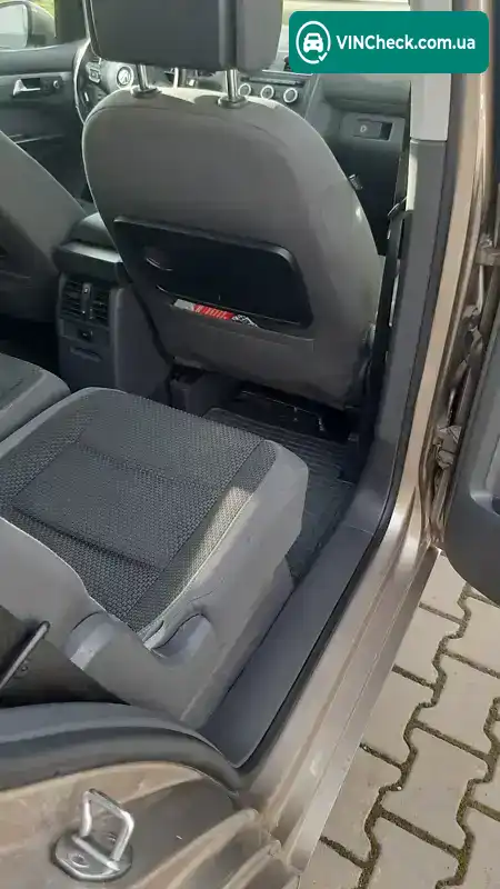 Volkswagen Touran 2013, фото з оголошення 2 з 20, VIN WVGZZZ1TZDW106257