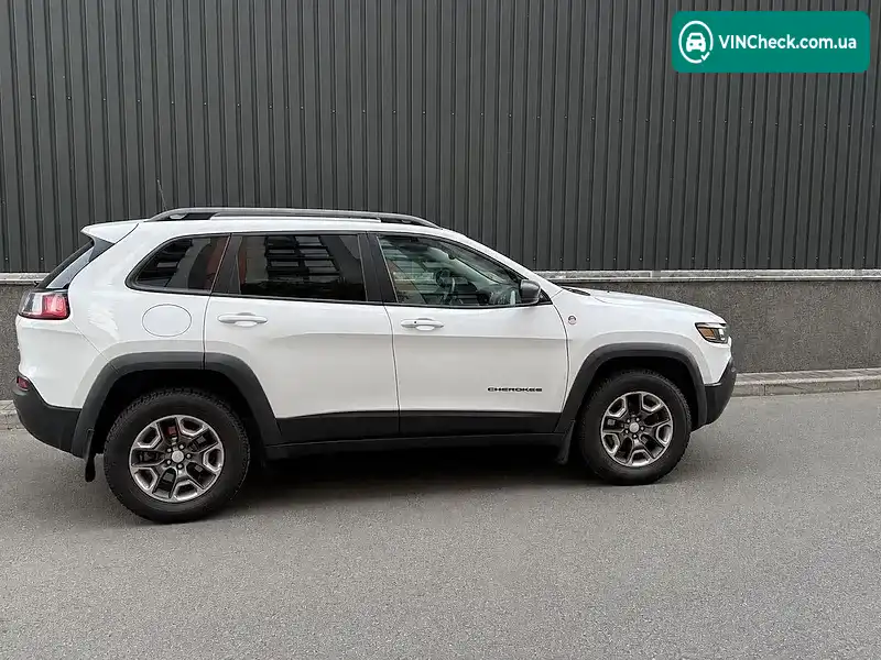 Jeep Cherokee 2018, фото з оголошення 1 з 11, VIN 1C4PJMBX4KD153747