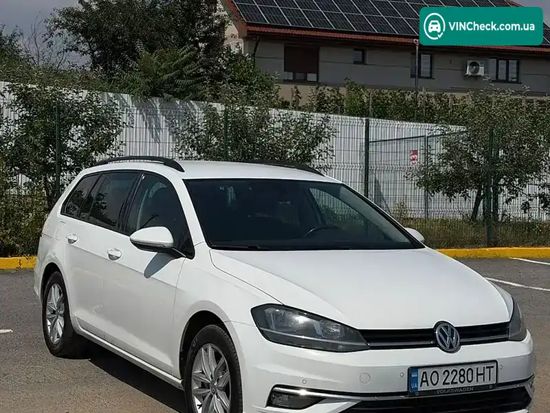 Volkswagen Golf 2017, фото з оголошення 1 з 12, VIN WVWZZZAUZHP766883