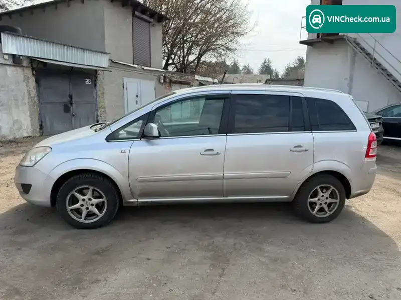 Opel Zafira 2009, фото з оголошення 2 з 19, VIN W0L0AHM75AG021542