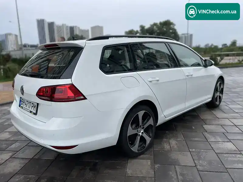 Volkswagen Golf 2015, фото з оголошення 2 з 13, VIN 3VWA17AU3FM504458