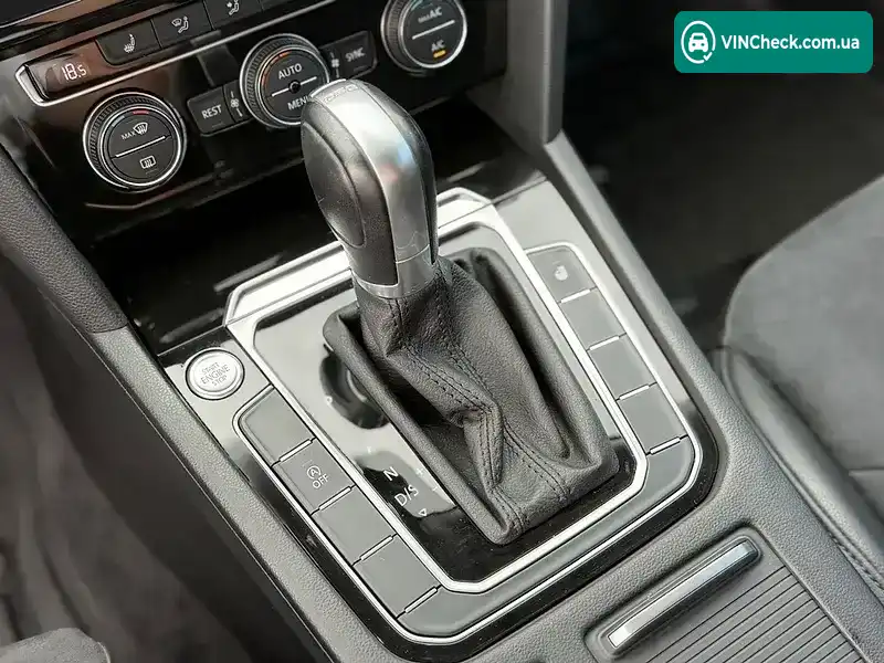 Volkswagen Arteon 2017, фото з оголошення 2 з 20, VIN WVWZZZ3HZHE701393