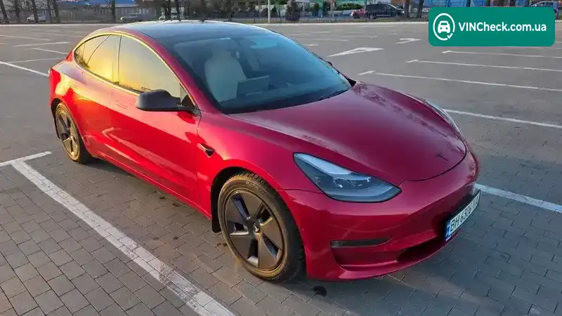 Tesla Model 3 2021, фото з оголошення 2 з 12, VIN 5YJ3E1EB9MF925141