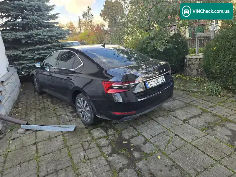 Skoda Superb 2021, фото з оголошення 1 з 5, VIN TMBAR7NP8M7043250