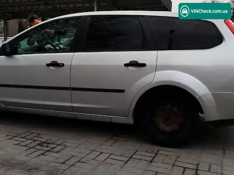 Ford Focus 2005, фото з оголошення 2 з 21, VIN WF0WXXGCDW5G81084