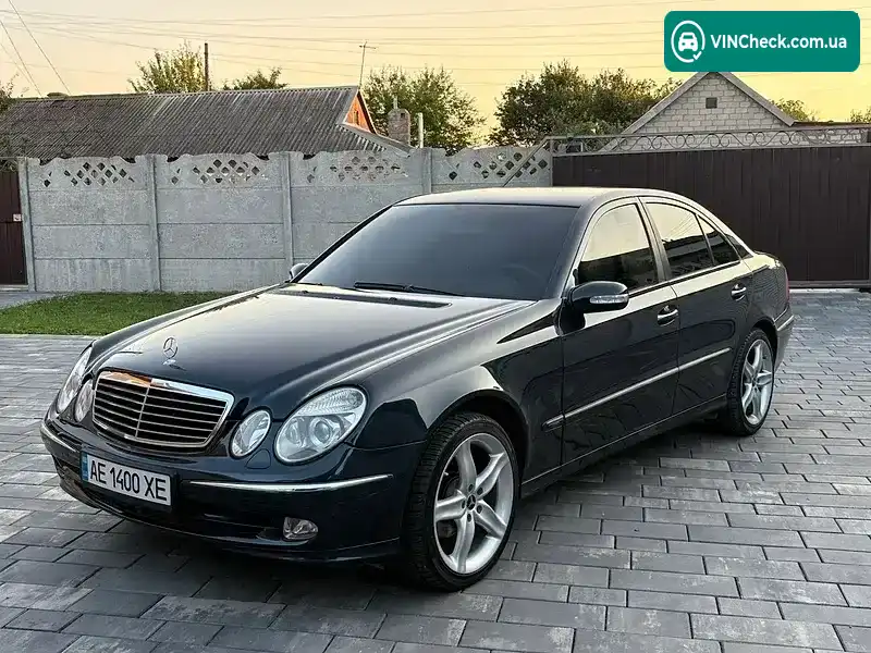 Mercedes-Benz E-Class 2004, фото з оголошення 1 з 20, VIN WDB2110611A496601