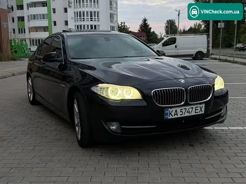 BMW 5 Series 2011, фото з оголошення 2 з 20, VIN WBAFU7C50BDU55308