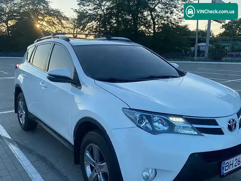 Toyota RAV4 2015, фото з оголошення 2 з 20, VIN JTMWFREV4FD058566