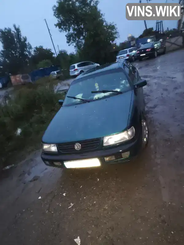 Volkswagen Passat 1996, фото з оголошення 2 з 10, VIN WVWZZZ3AZTB196218