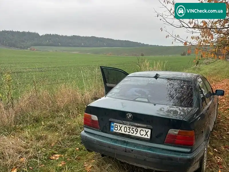 BMW 3 Series 1994, фото з оголошення 2 з 4, VIN WBACA31000FB85951
