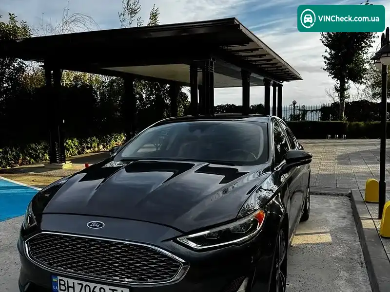 Ford Fusion 2018, фото з оголошення 2 з 20, VIN 3FA6P0D99KR105093