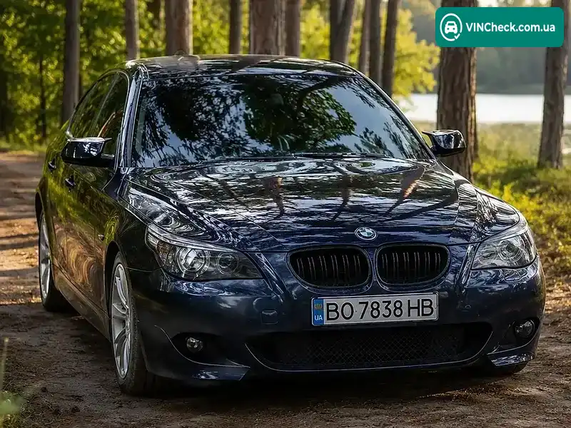 BMW 5 Series 2003, фото з оголошення 2 з 3, VIN WBANA71010B605026