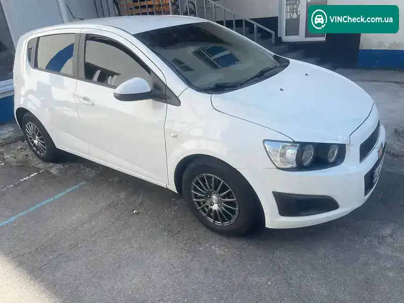 Chevrolet Sonic 2016, фото з оголошення 2 з 6, VIN 1G1JA6SH1G4172461