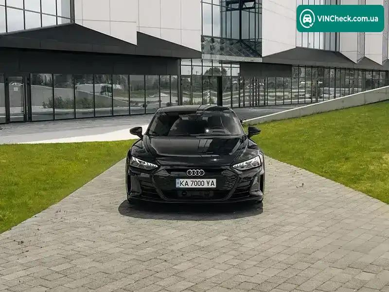 Audi RS e-tron GT 2023, фото з оголошення 2 з 20, VIN WAUBHBFWXR7900267