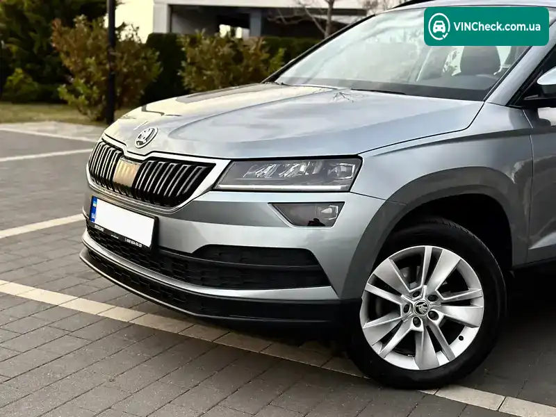 Skoda Karoq 2020, фото з оголошення 2 з 20, VIN TMBJC6NU9MB200430