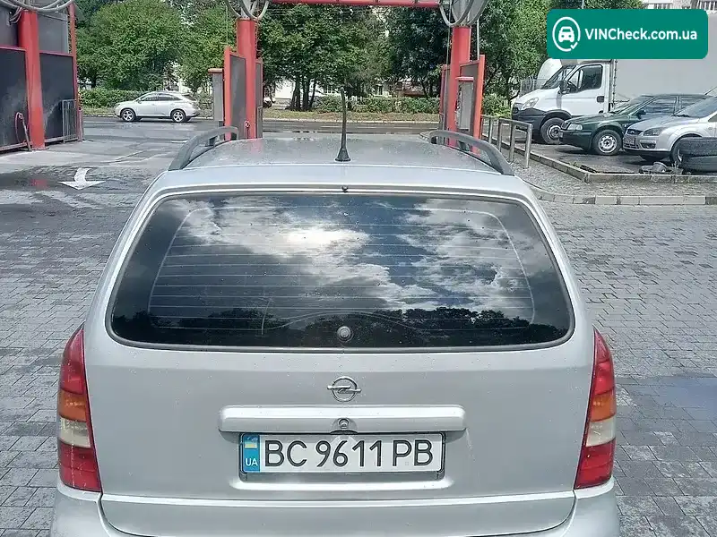 Opel Astra 2000, фото з оголошення 2 з 17, VIN W0L0TGF35Y8127103