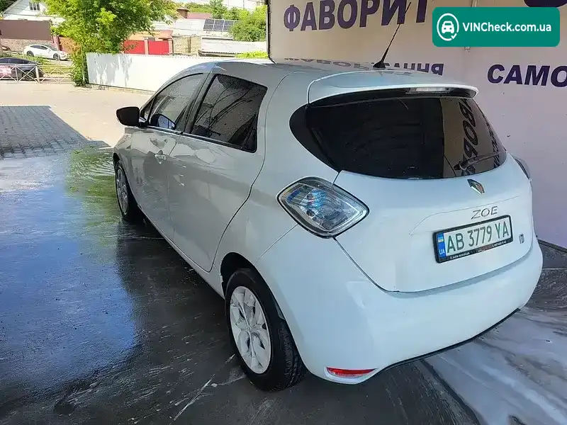 Renault Zoe 2015, фото з оголошення 2 з 12, VIN VF1AGVYB054300804