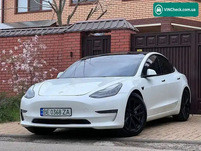 Tesla Model 3 2022, фото з оголошення 1 з 21, VIN 5YJ3E1EB7NF249709