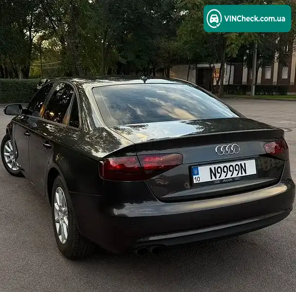 Audi A4 2012, фото з оголошення 2 з 5, VIN WAUZZZ8K3DA008064