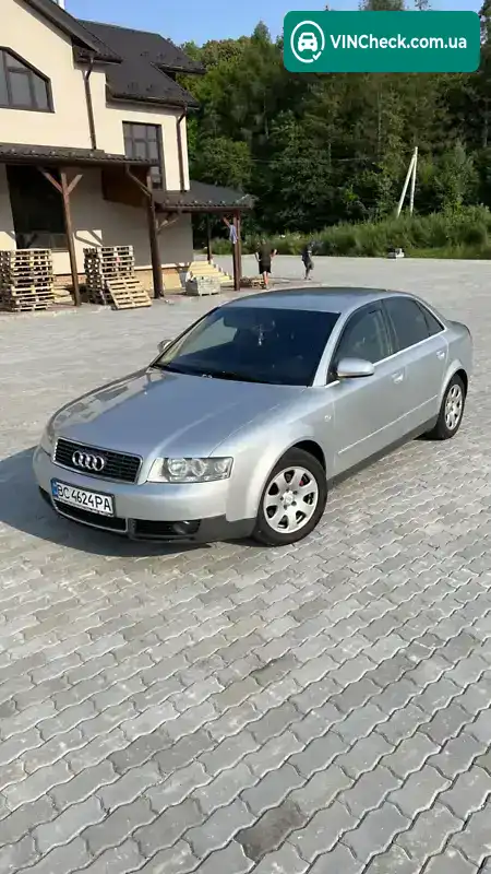 Audi A4 2001, фото з оголошення 1 з 10, VIN WAUZZZ8EZ1A052805