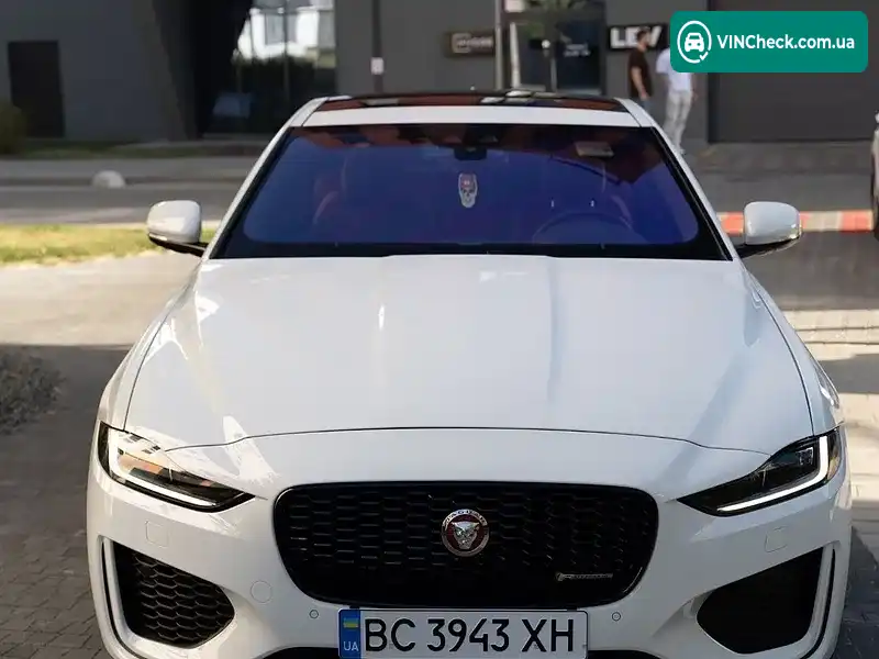 Jaguar XE 2020, фото з оголошення 1 з 20, VIN SAJAT4GXXLCP63752
