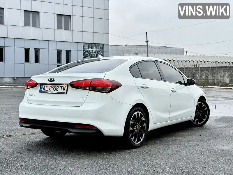 Kia Forte 2018, фото з оголошення 2 з 21, VIN 3KPFK4A79JE277780