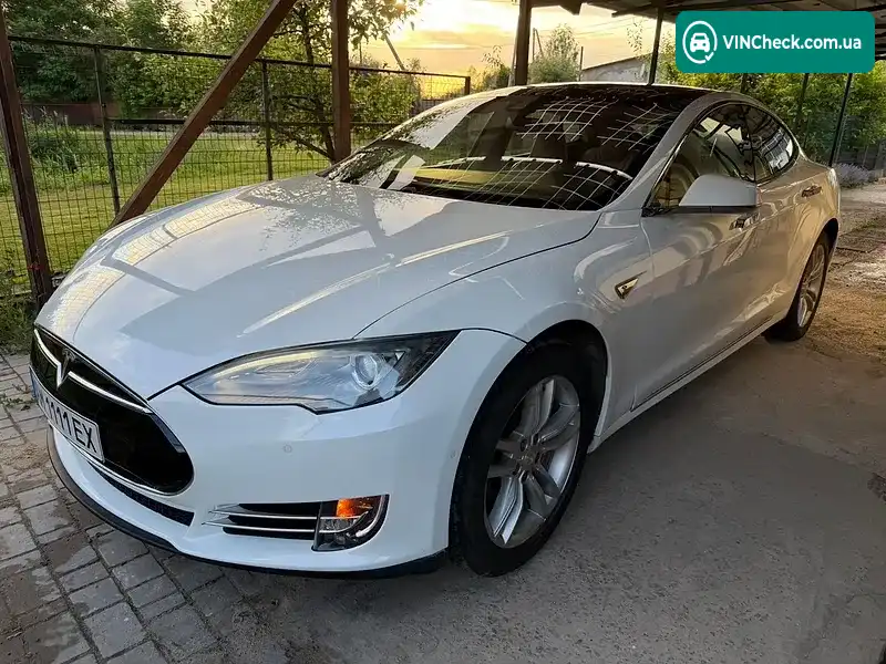 Tesla Model S 2015, фото з оголошення 1 з 20, VIN 5YJSA1H4XFF082834
