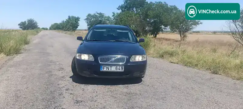 Volvo V70 2005, фото з оголошення 2 з 16, VIN YV1SW796951520874