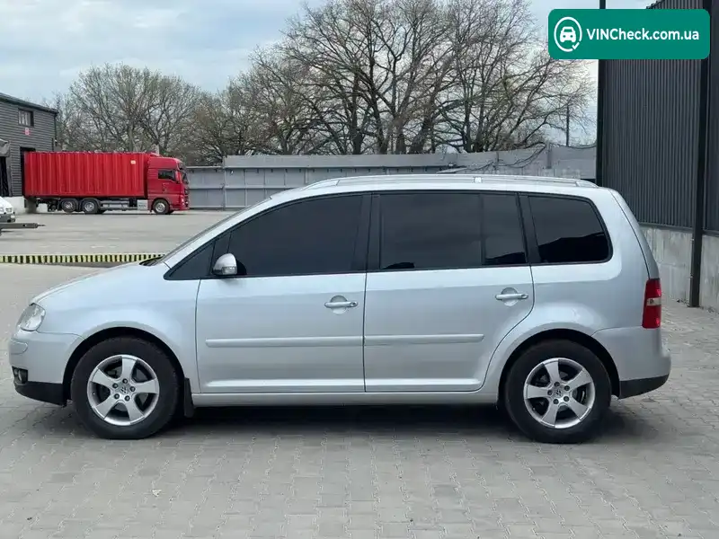 Volkswagen Touran 2006, фото з оголошення 2 з 11, VIN WVGZZZ1TZ6W032887