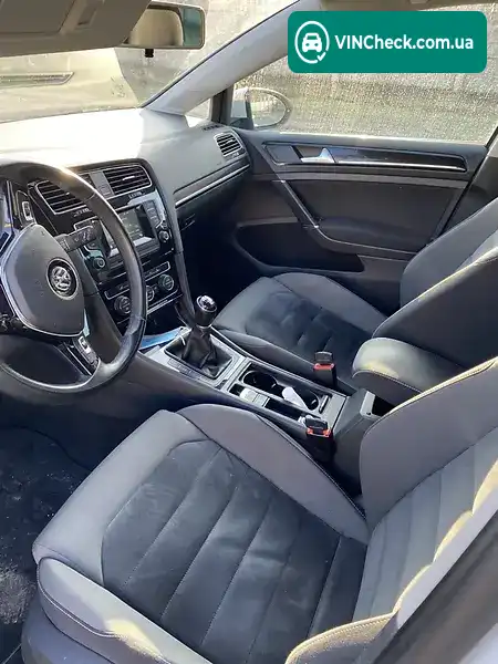 Volkswagen Golf 2016, фото з оголошення 1 з 11, VIN WVWZZZAUZGP627444