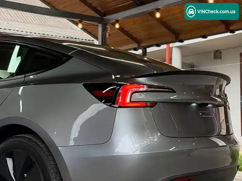 Tesla Model 3 2024, фото з оголошення 2 з 17, VIN 5YJ3E1EB4SF875083