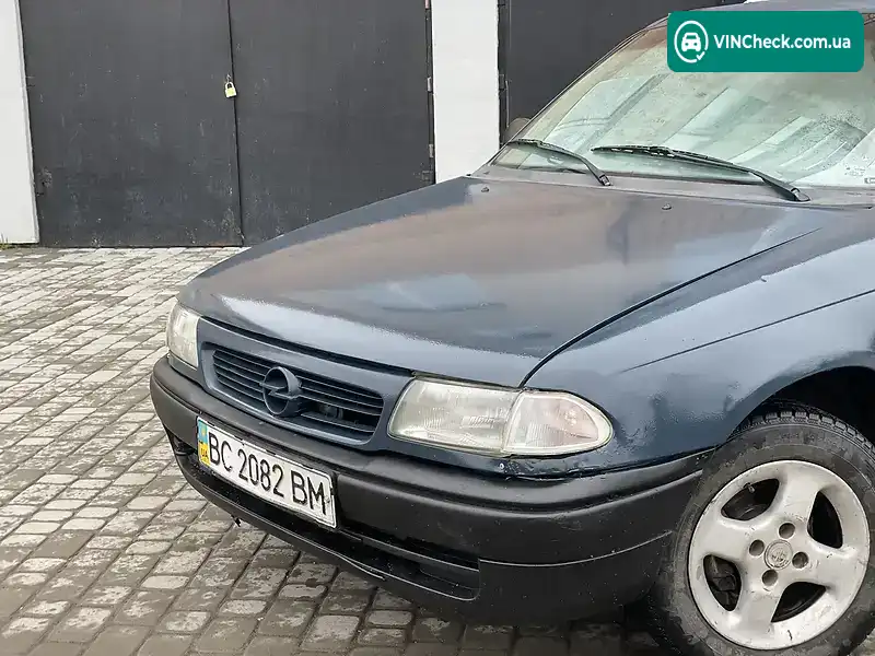 Opel Astra 1995, фото з оголошення 2 з 20, VIN W0L000051S2701146