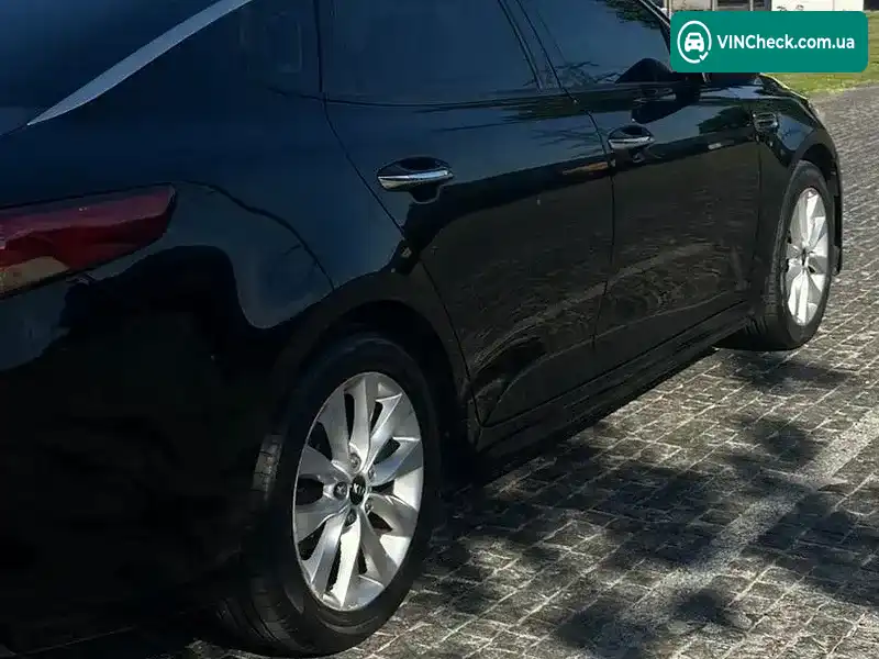 Kia Optima 2016, фото з оголошення 2 з 20, VIN 5XXGU4L36GG094250