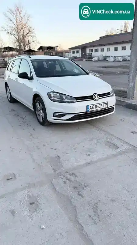 Volkswagen Golf 2018, фото з оголошення 1 з 21, VIN 3VW117AU0JM751297