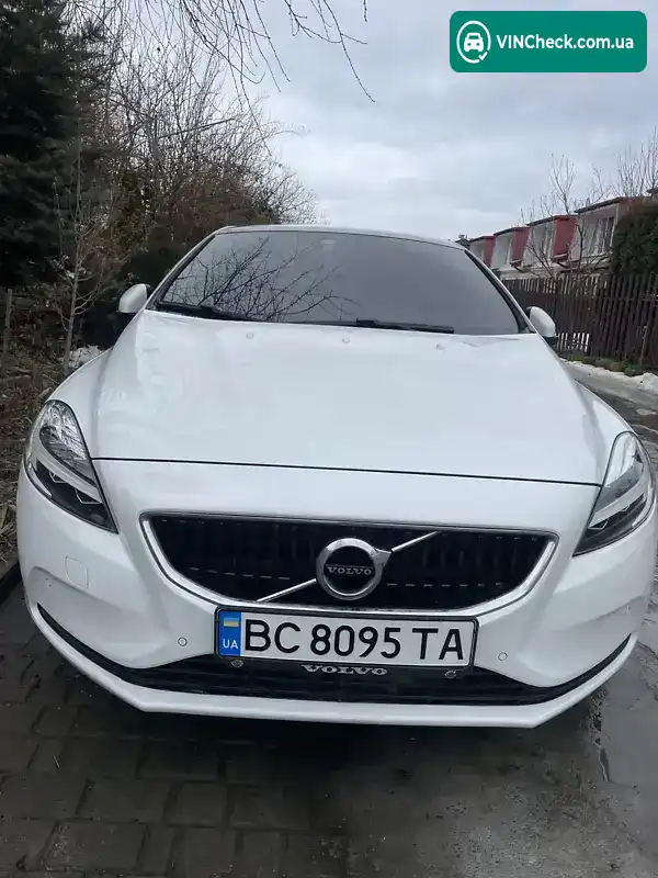 Volvo V40 2017, фото з оголошення 1 з 6, VIN YV1MV79K0J2463729