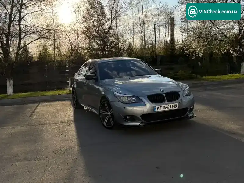 BMW 5 Series 2004, фото з оголошення 2 з 21, VIN WBANC51060CN26184