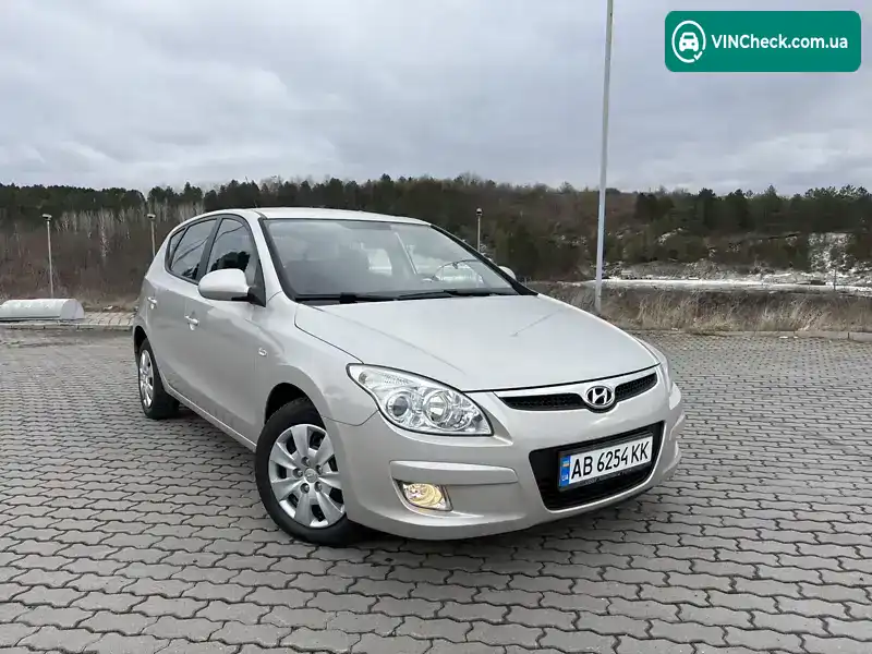 Hyundai i30 2007, фото з оголошення 2 з 21, VIN KMHDC51CP8U017034