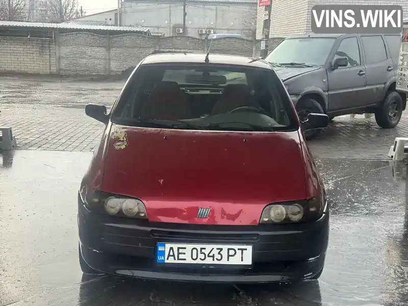 Fiat Punto 1996, фото з оголошення 1 з 6, VIN ZFA17600002325511