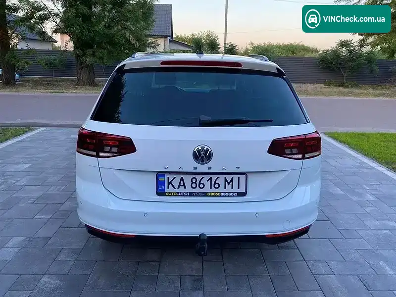 Volkswagen Passat 2019, фото з оголошення 2 з 20, VIN WVWZZZ3CZLE025294